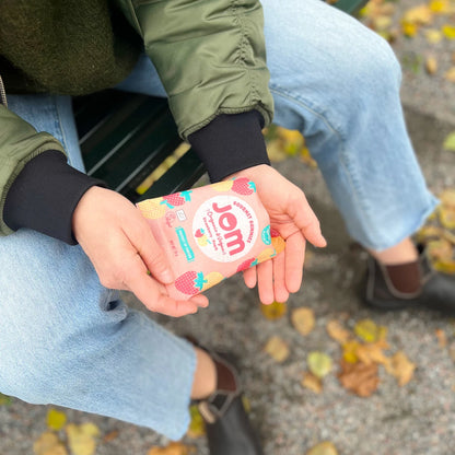 JOM - Organic and Vegan Strawberry & Peach Gummies 16 x 70g