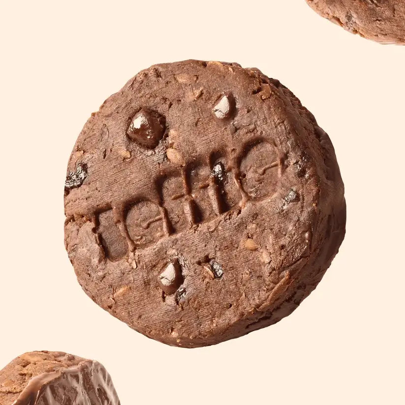 Teffie - Chocolate Date Superblend Bites 12 x 37g on a beige background